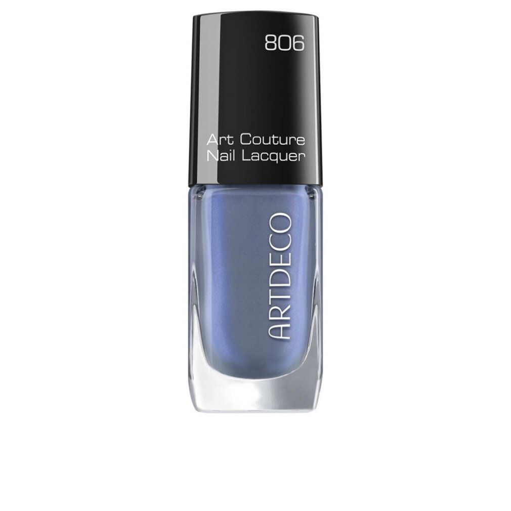 Artdeco Art Couture Nail Lacquer, numéro de couleur 806, dans un flacon en verre rectangulaire avec un capuchon noir.