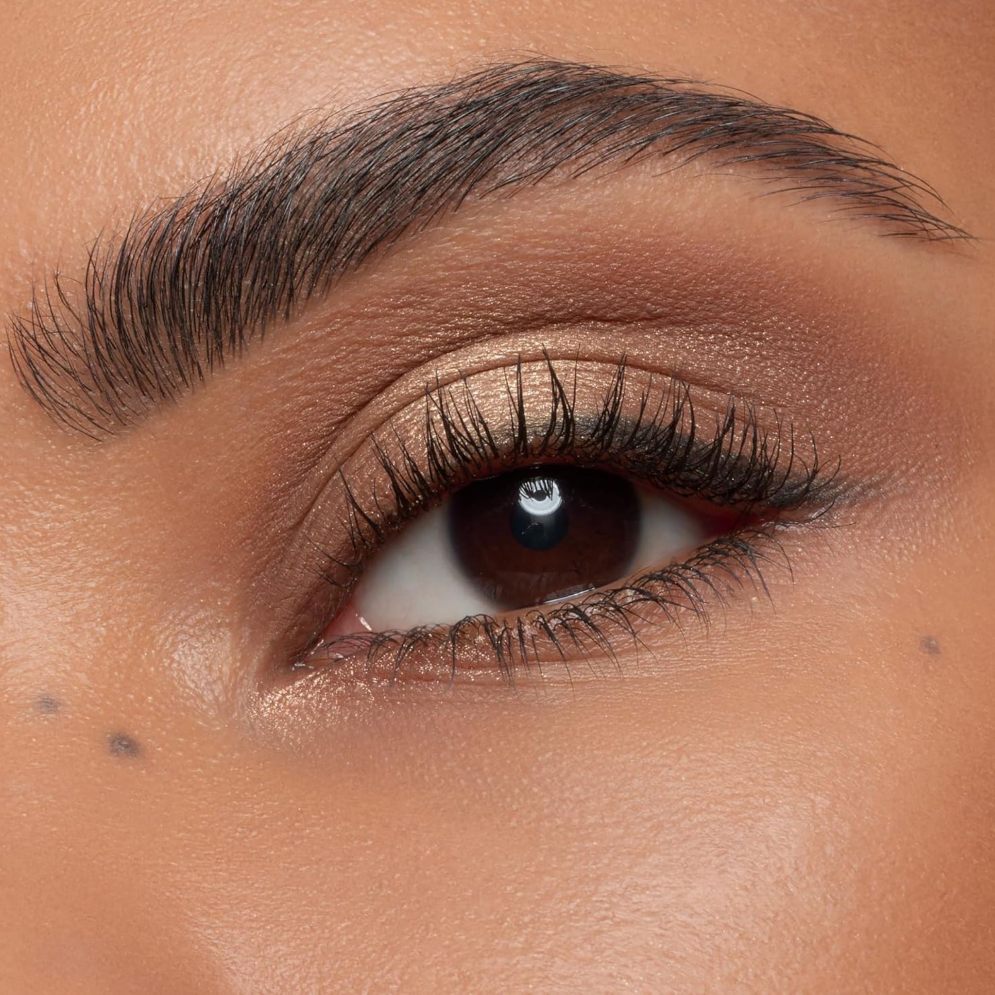 essence The Nude Eye Set – Primer, Palette & Eyeliner in Nude