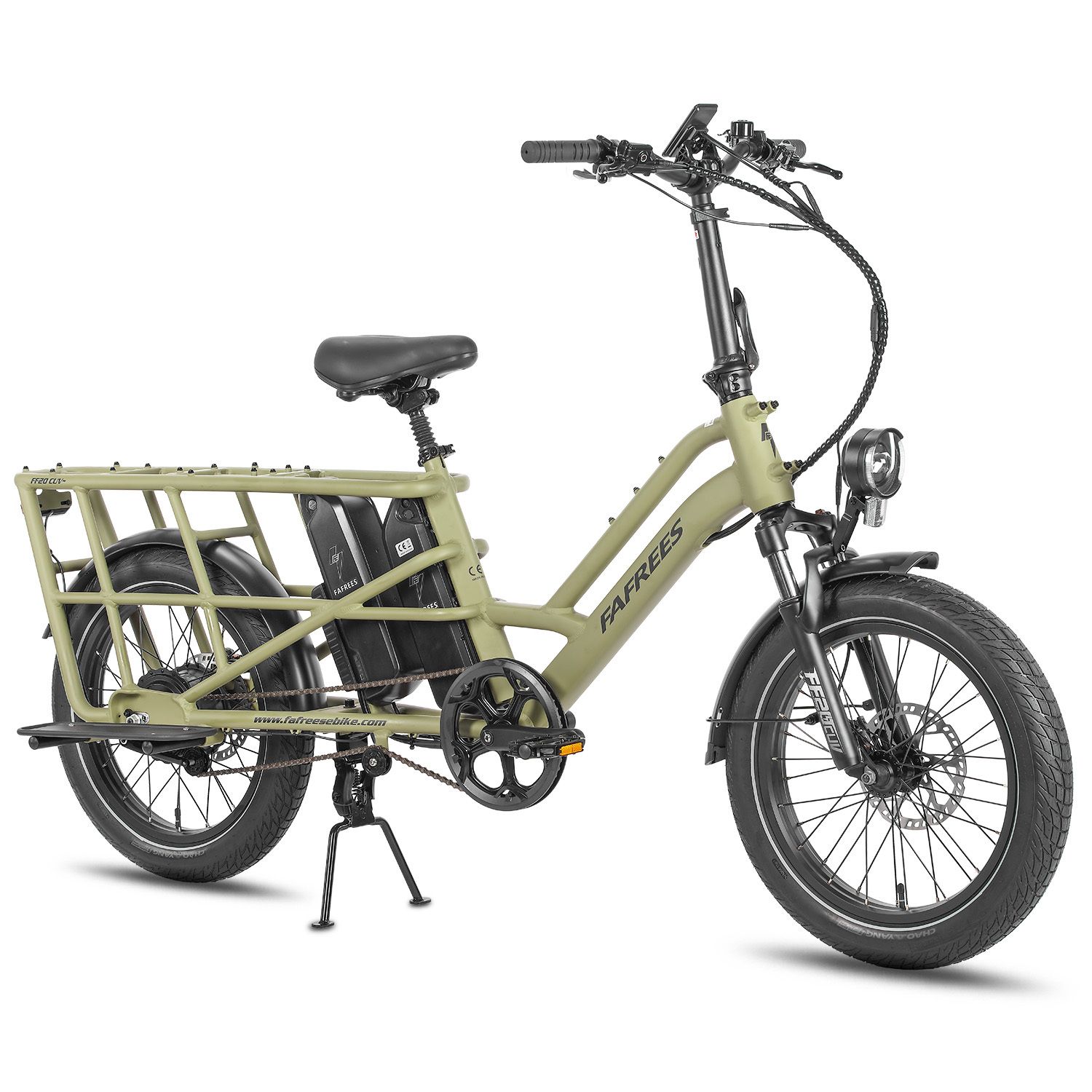 Groene Fafrees FF20 CUV e-bike. Bagagerek, twee batterijen, koplamp, zwarte banden en zadel.