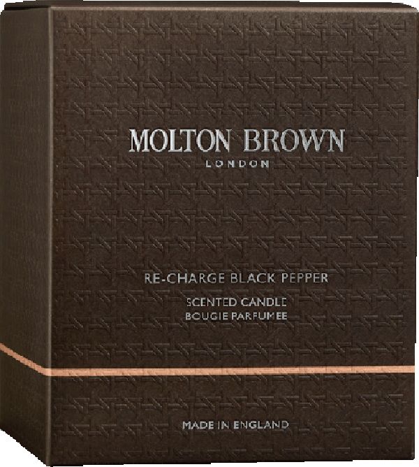 Verpakking van de Molton Brown Re-Charge Black Pepper geurkaars, Made in England.
