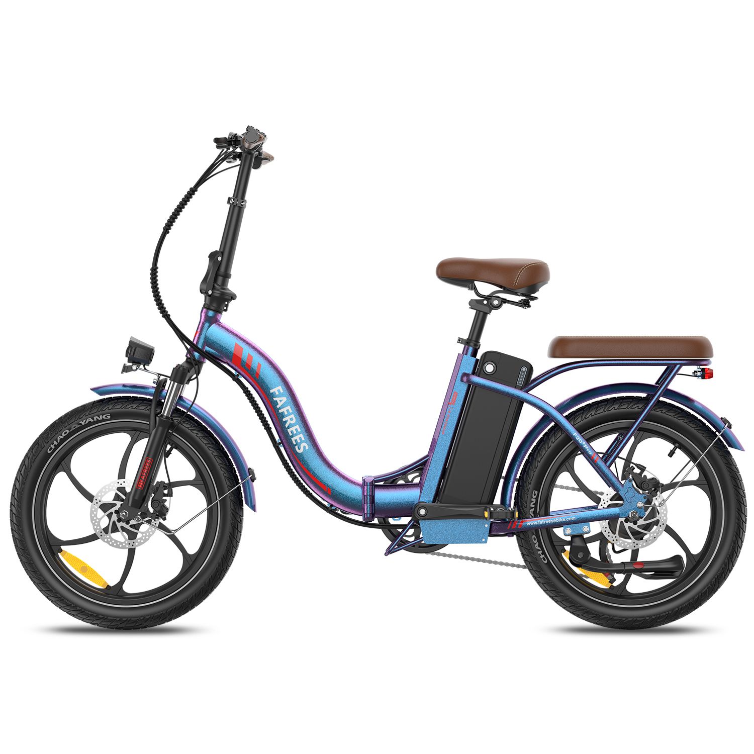 Opvouwbare e-bike, blauw-paars. Bruin zadel en bagagedrager. Zwarte banden en velgen. Merk FAFREES.