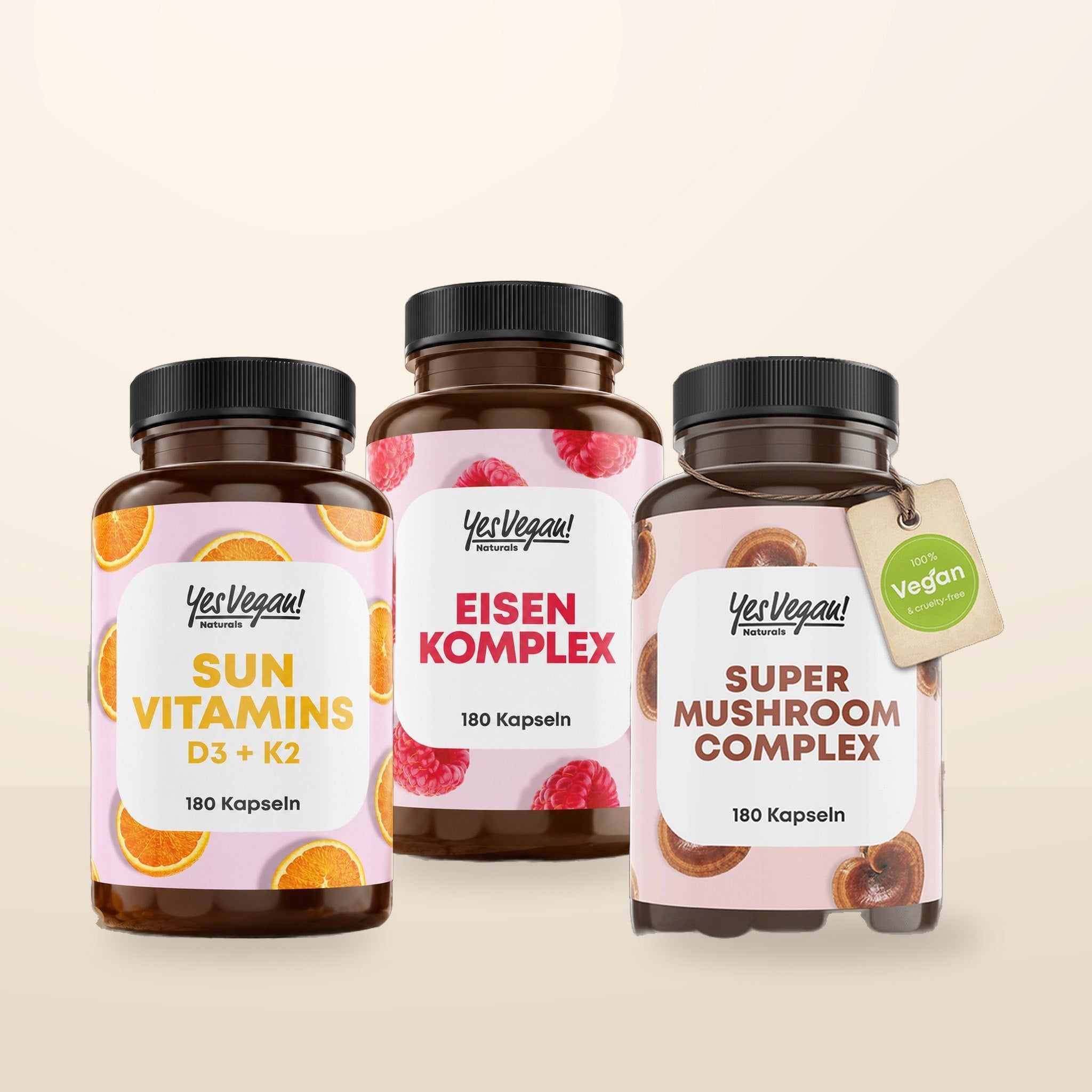 Trois bouteilles de compléments alimentaires : Complexe de fer, Vitamines solaires et Complexe de super champignons.