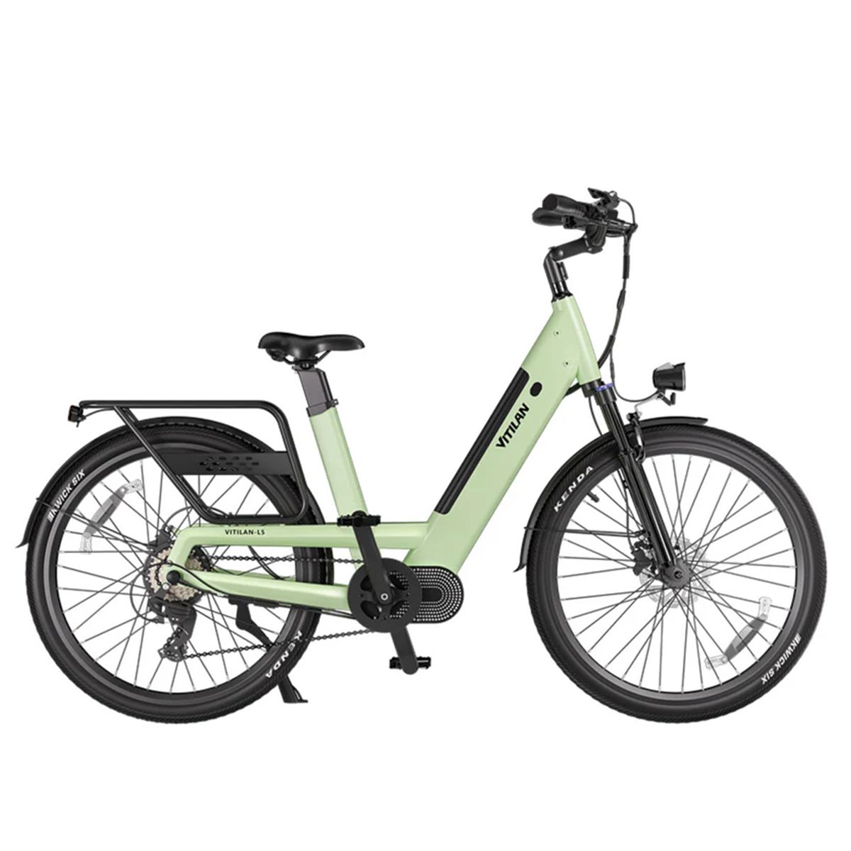 Lichtgroene Vitilan L5 elektrische fiets. Zwarte banden, bagagerek en koplamp. Zijaanzicht.