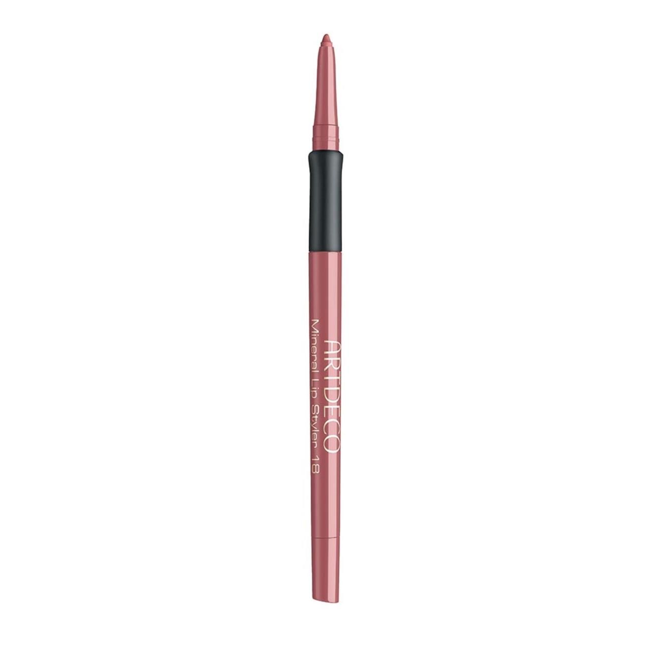 Artdeco Mineral Lip Styler. Roze lippotlood met zwart middengedeelte. Opschrift 'Mineral Lip Styler 18'.