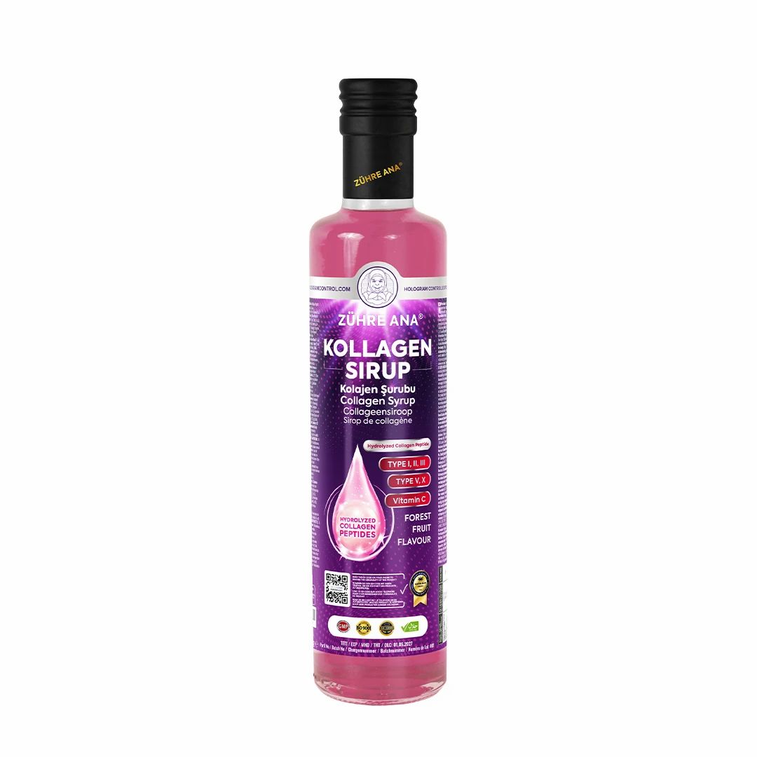 Fles Zühre Ana Collageensiroop met bosvruchtensmaak.