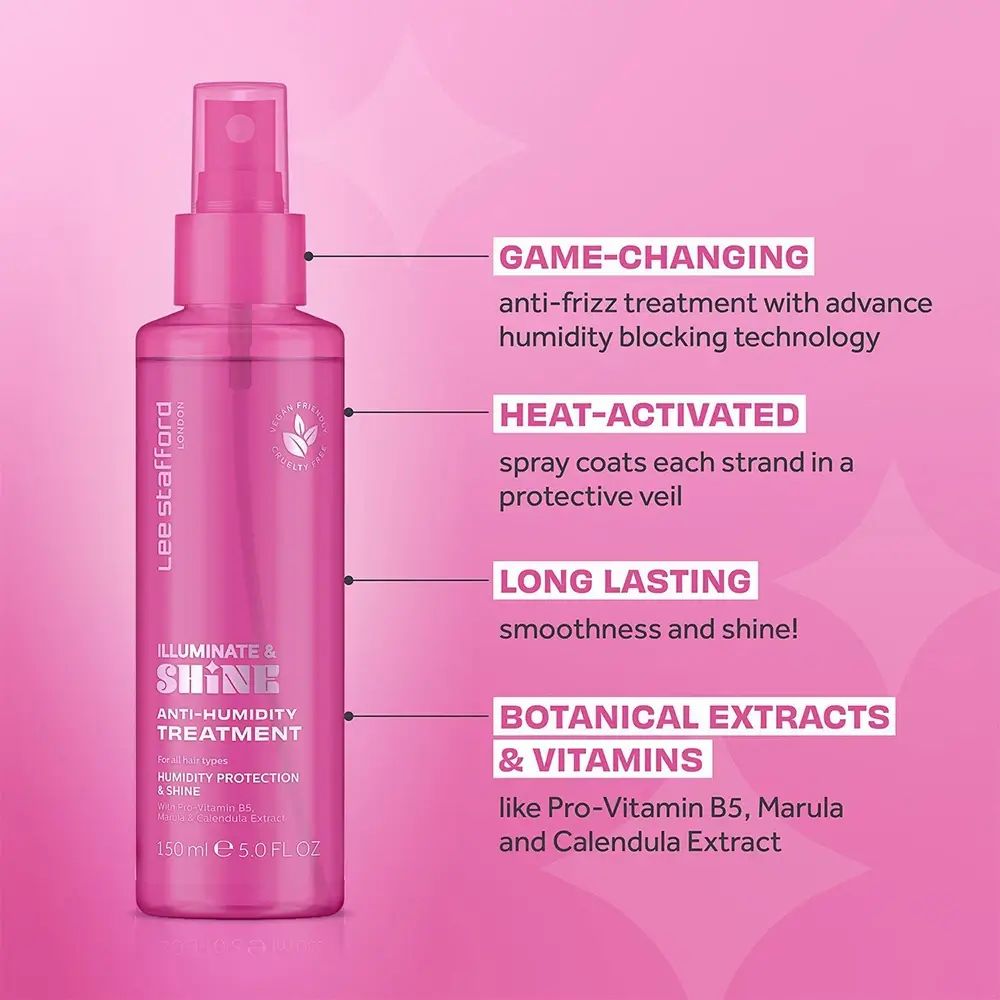 Roze haarsprayfles. Tekst: Illuminate & Shine, Anti-Humidity Treatment. Botanische extracten & vitaminen. Lee Stafford logo.