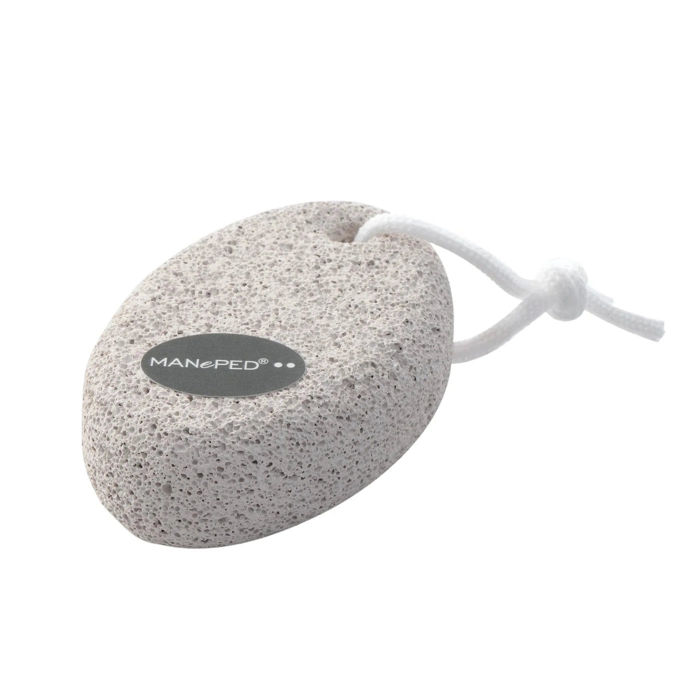 Pierre ponce grise ovale avec cordon blanc. Logo MANePED. Trou pour suspendre.