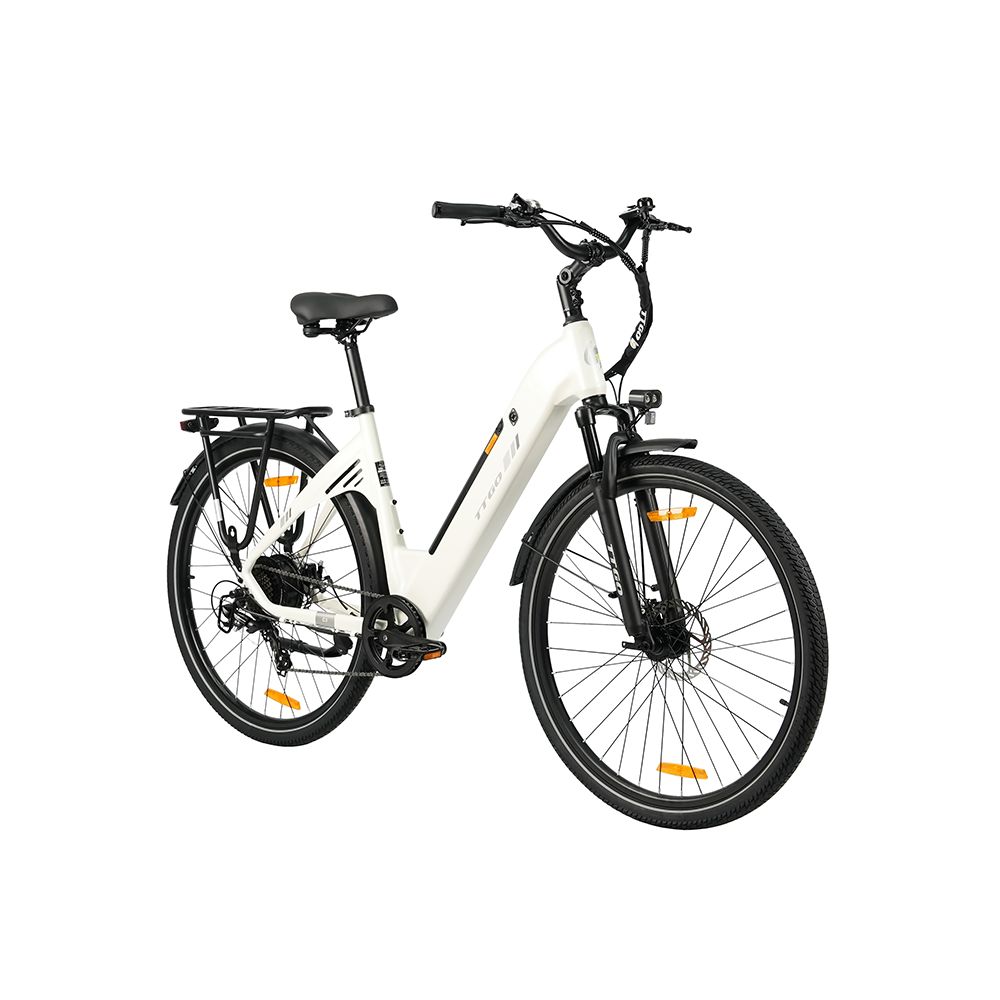 Vélo électrique blanc avec pneus noirs et porte-bagages. Marque visible : TTGO.