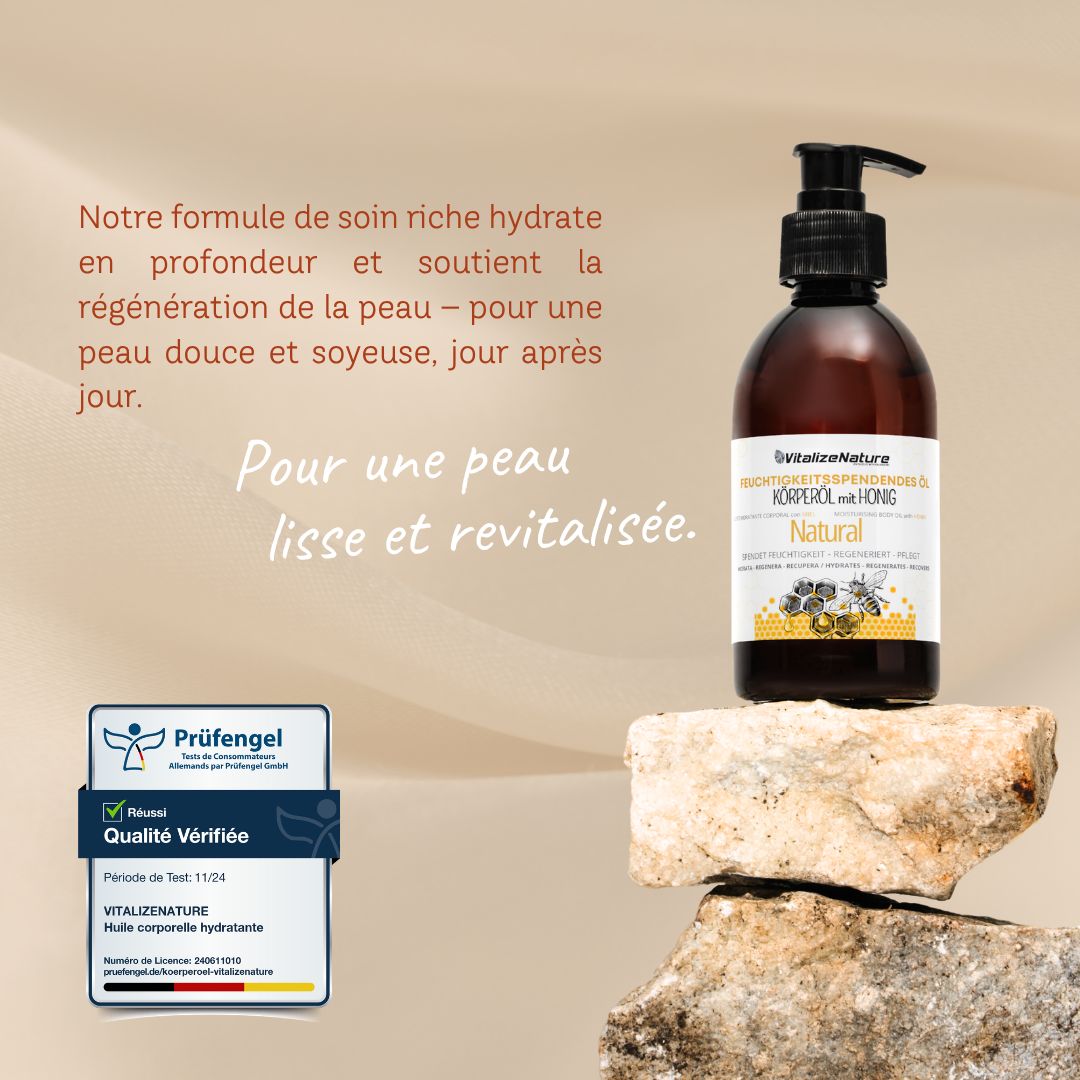 Bouteille d'huile corporelle à côté de rayons de miel, avec sceau 'Qualité Vérifiée'.