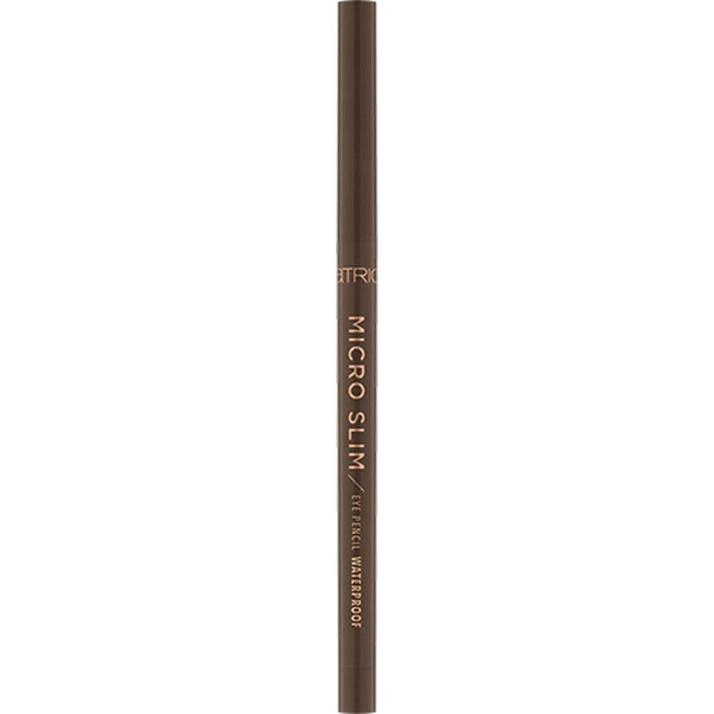 Crayon pour les yeux brun, forme fine, avec l'inscription "MICRO SLIM EYE PENCIL WATERPROOF".