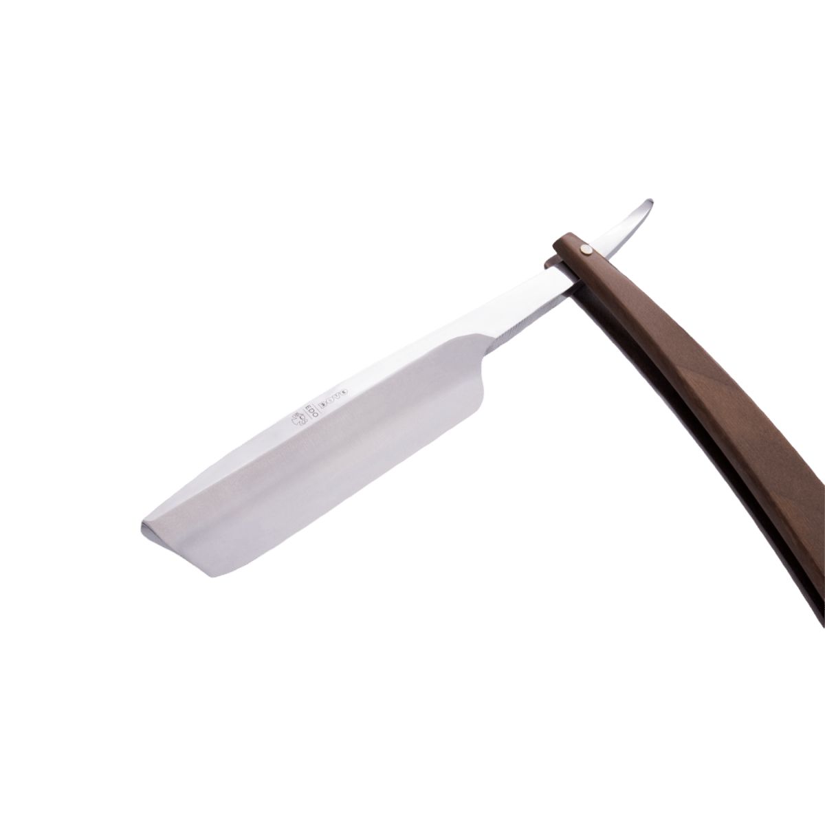 Rasoir ouvert, lame en métal, manche en bois marron. DOVO Solingen. Vue de trois quarts.