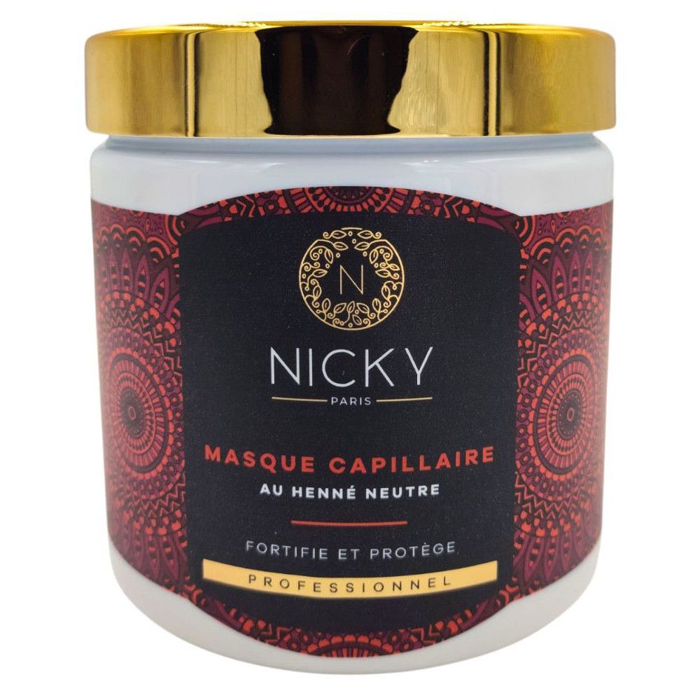 Pot blanc avec couvercle doré. Étiquette noire avec motif rouge et texte : Nicky Paris, Masque Capillaire, Au Henné Neutre.