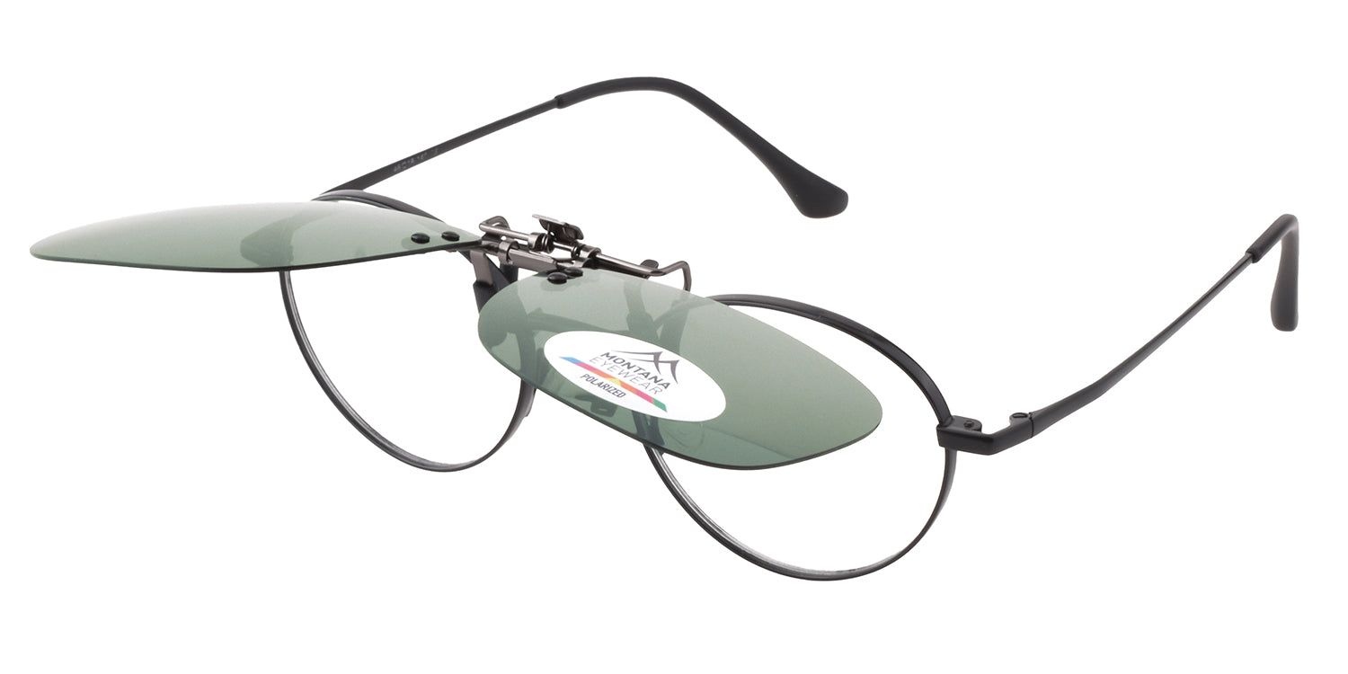 Lunettes de soleil avec clip-on. Monture noire, verres verts. Logo Montana Eyewear.