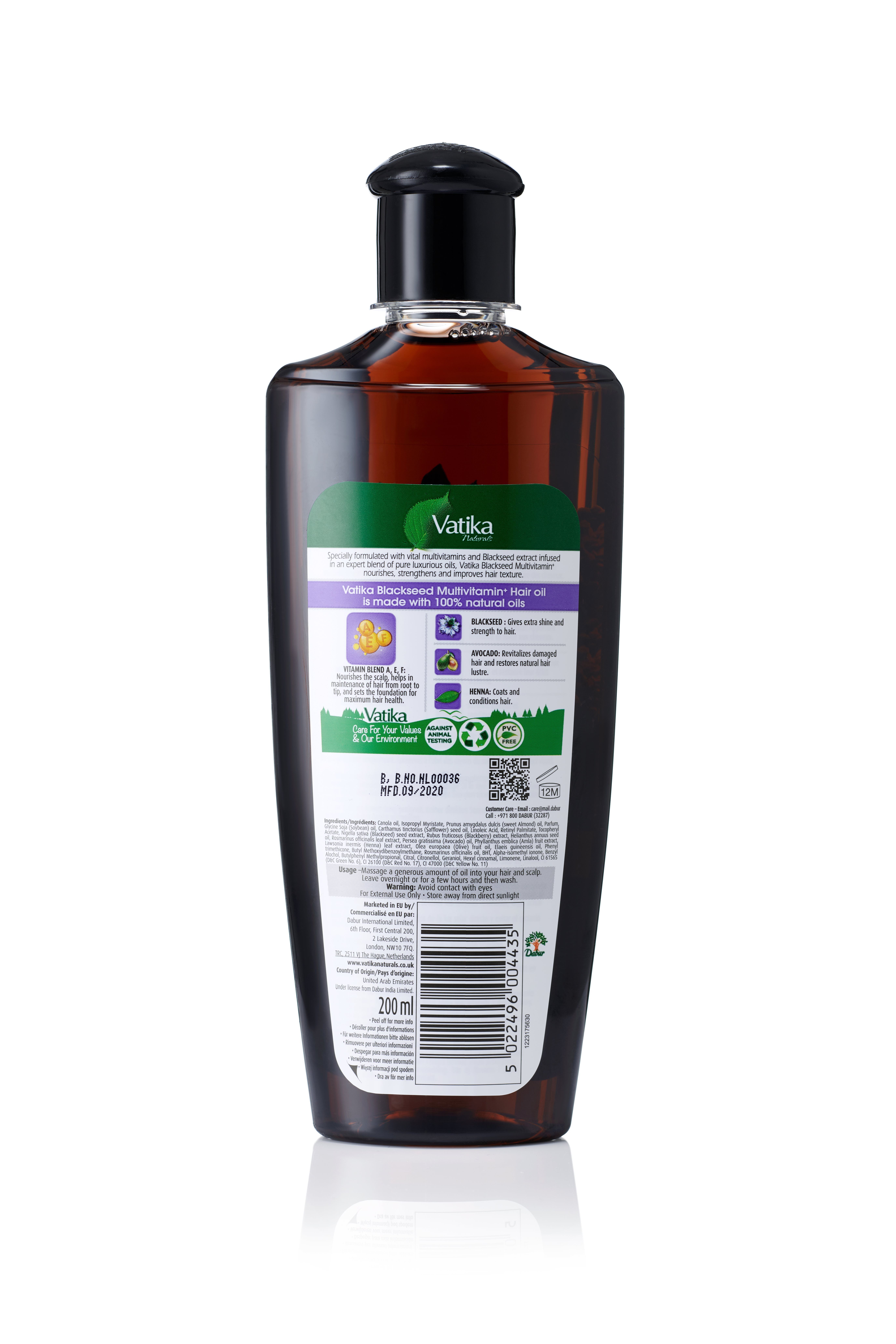Achterkant van de Vatika Naturals Schwarzkümmel haarolie fles. Etiket met tekst, logo's en QR-code. 200 ml.