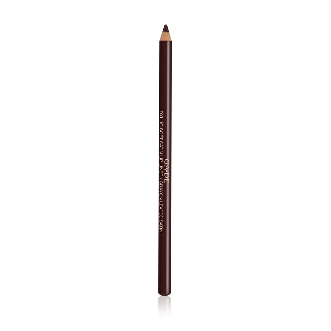 Crayon contour des lèvres brun foncé. Inscription: GA-DE, Idyllic Soft Satin Lip Liner. Pointe taillée.