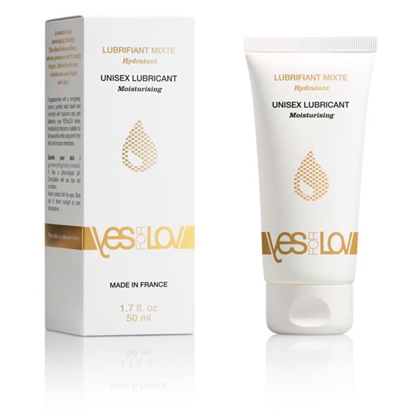 Witte tube en doos. Opschrift: LUBRIFIANT MIXTE, UNISEX LUBRICANT, Moisturising. Merk: YESforLOV. Made in France. 1.7 fl. oz 50 ml.