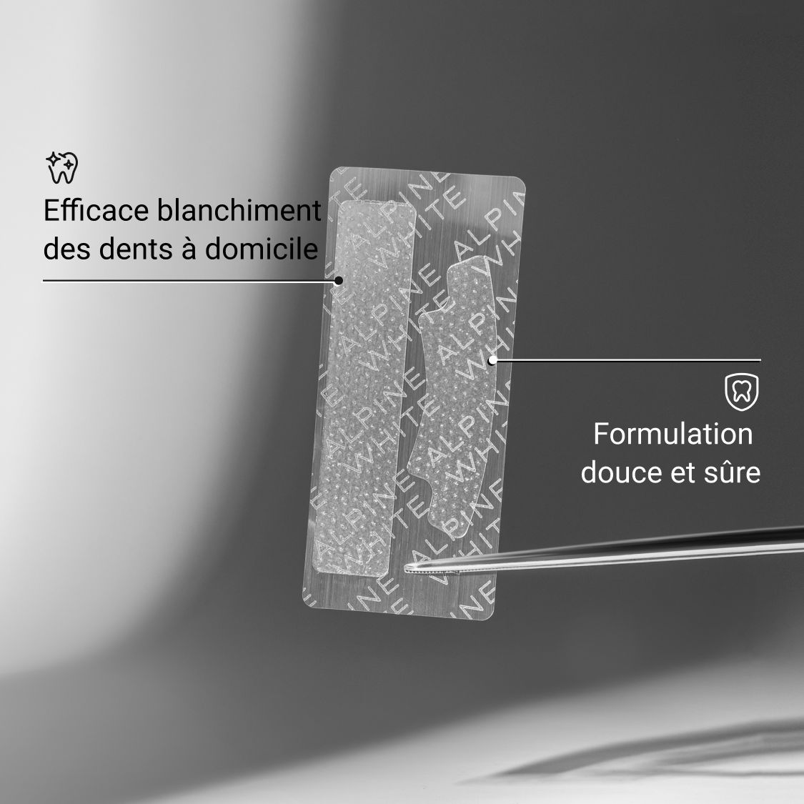 Bandes blanchissantes avec logo ALPINE WHITE. Deux bandes tenues par une pince.