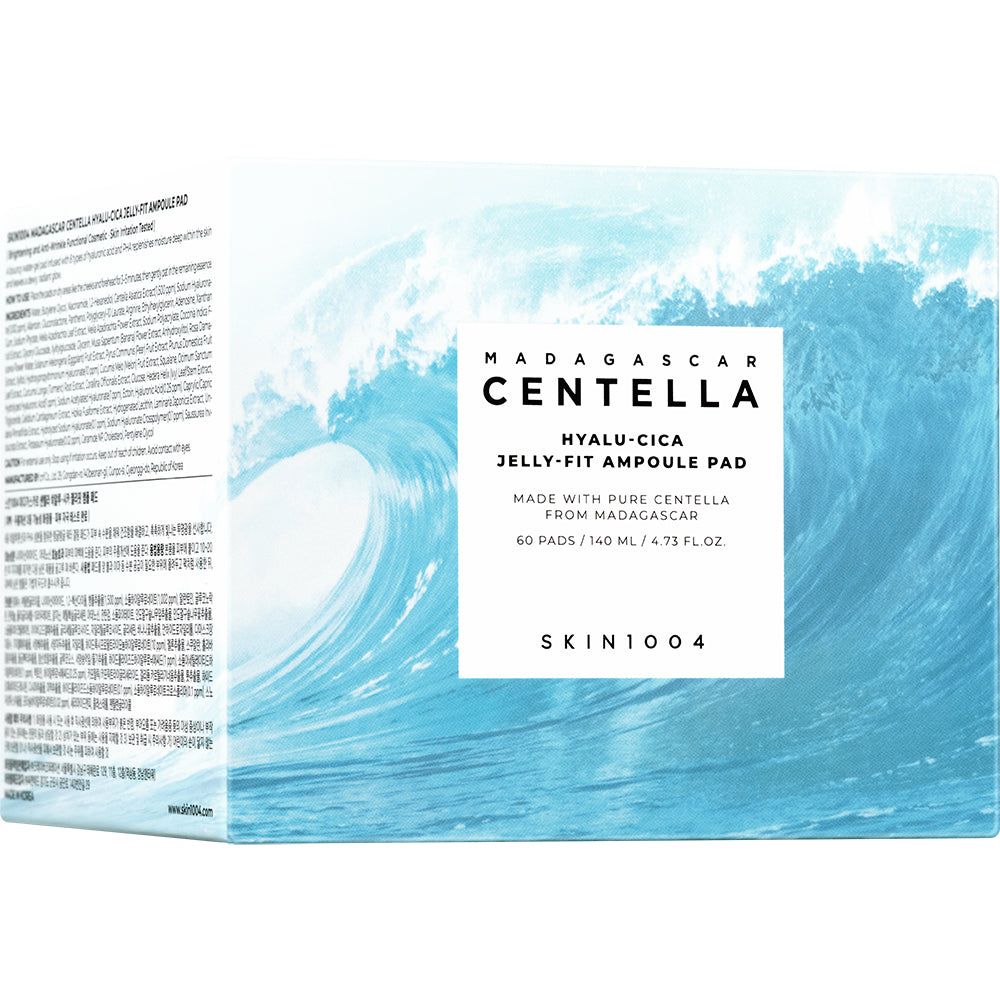 Emballage en carton avec texte: CENTELLA, HYALU-CICA JELLY-FIT AMPULE PAD, SKIN1004. Motif de vagues.