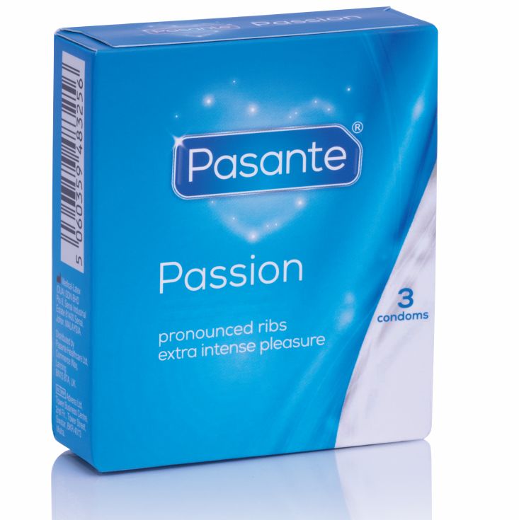 Blauwe doos Pasante Passion, 3 condooms, geribbeld.