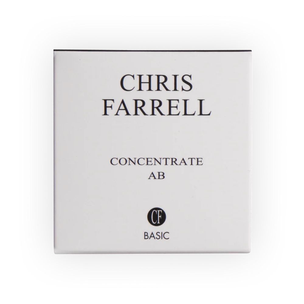 Emballage carré blanc. Texte noir: CHRIS FARRELL, CONCENTRATE AB, logo CF, BASIC.