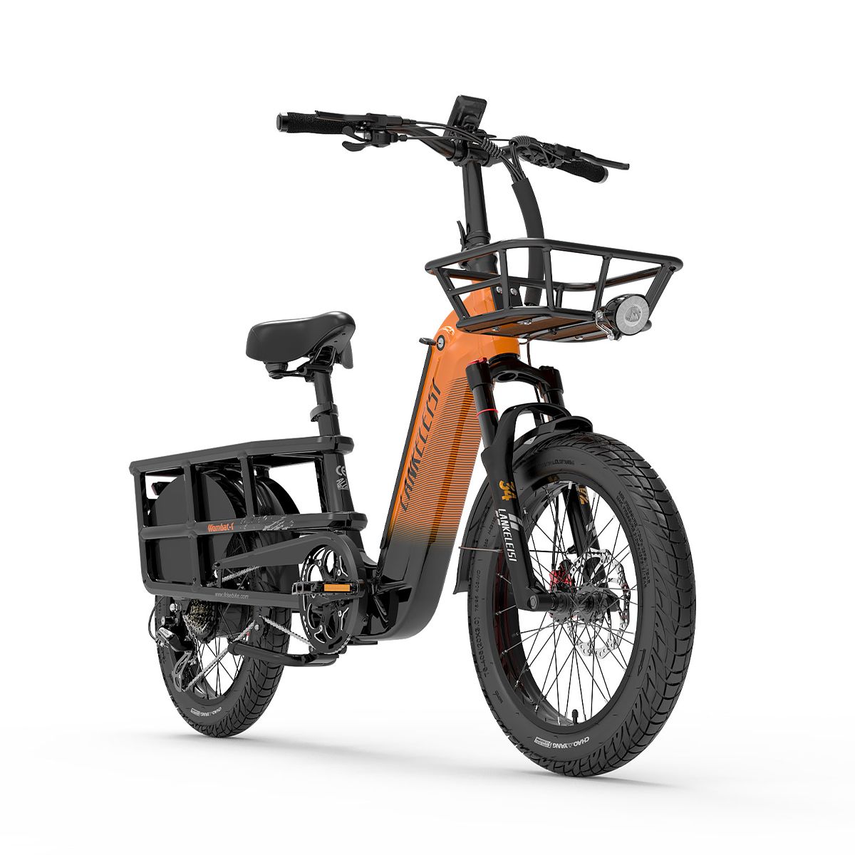 Oranje-zwarte elektrische bakfiets. Mand, bagagerek. Merk Lankeleisi. Zwarte banden. Schijfremmen. Digitaal display.