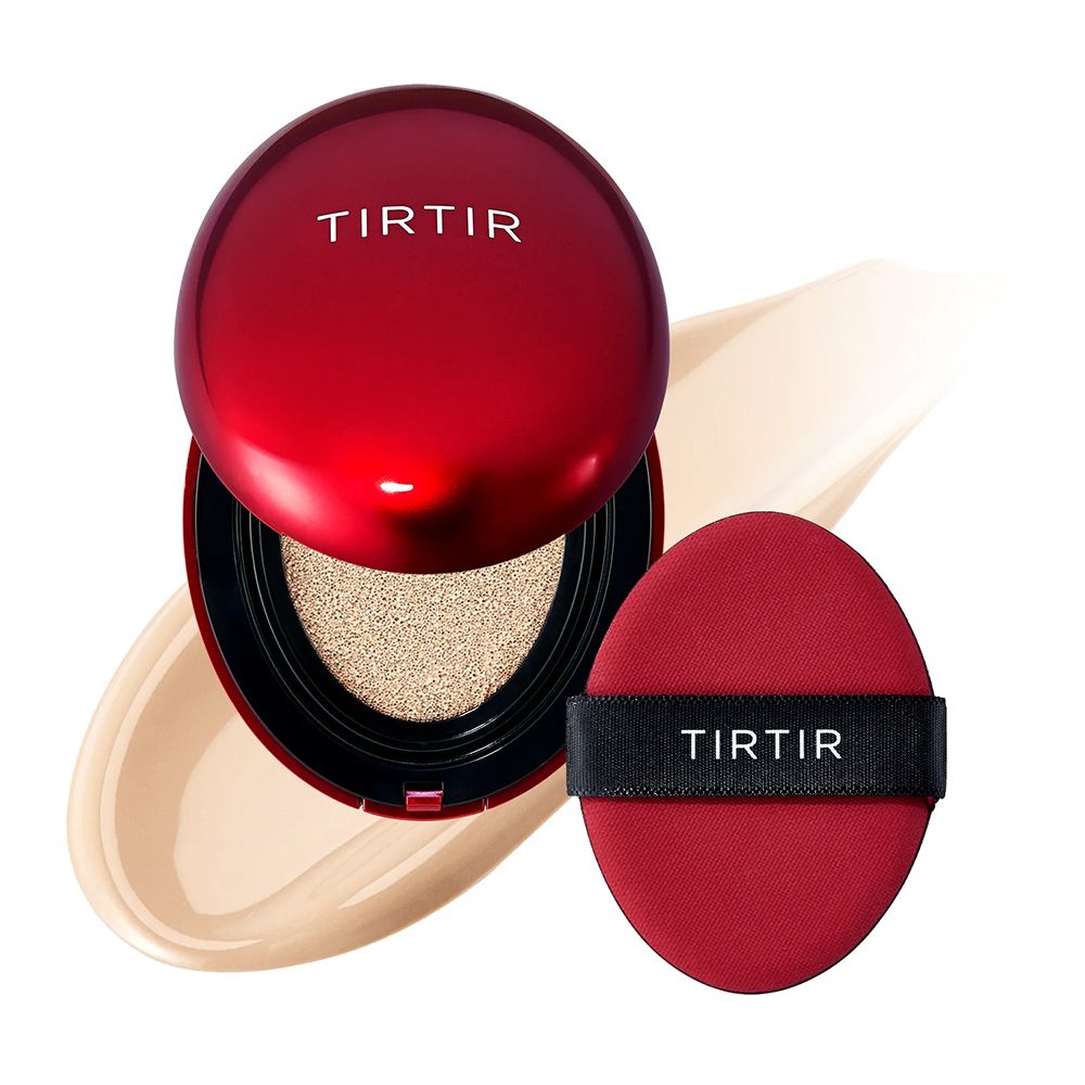 Open rode TIR TIR Cushion met applicator en foundation-spoor.