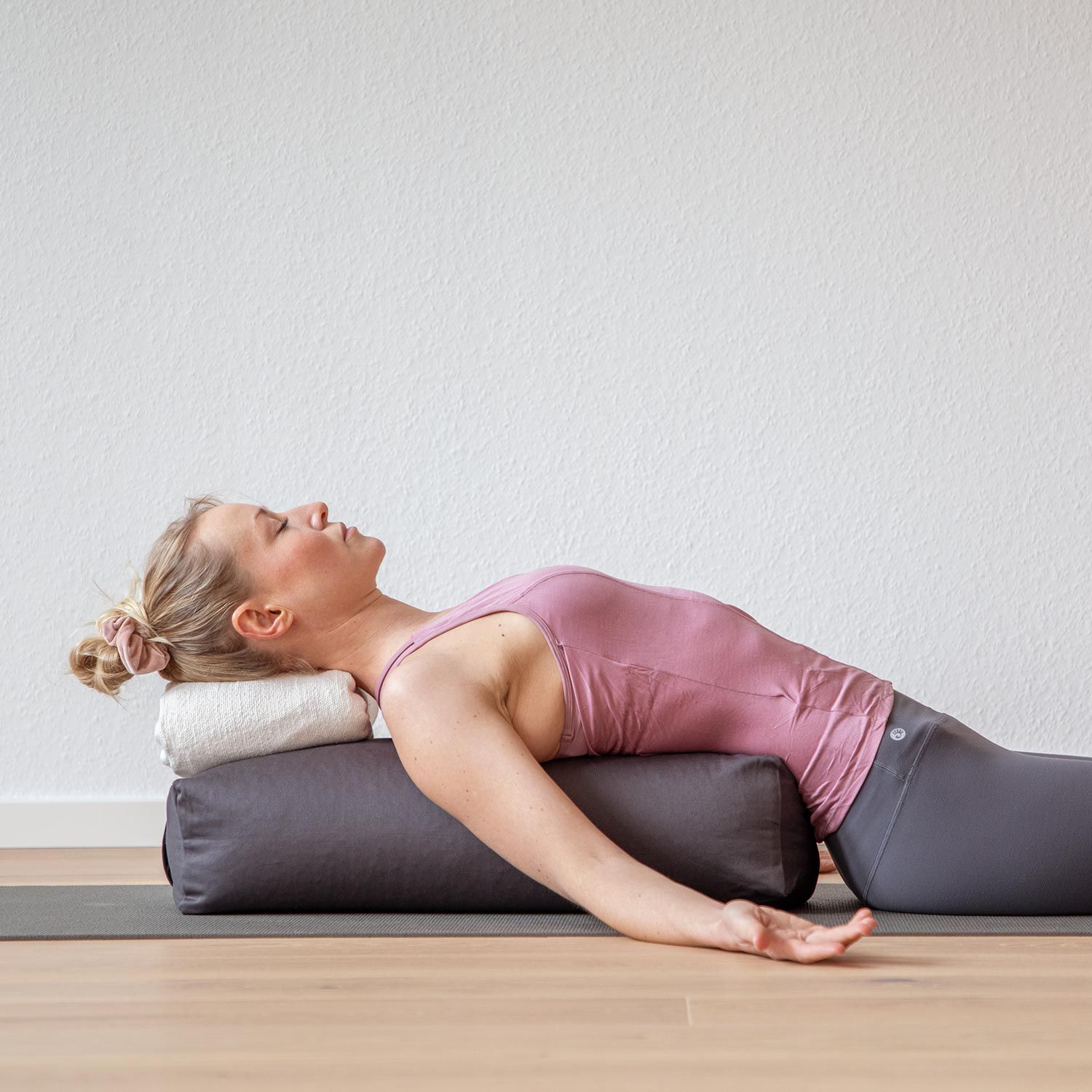 bodhi Salamba (rectangulaire) yoga bolster ECO, coques d'épeautre bleu foncé