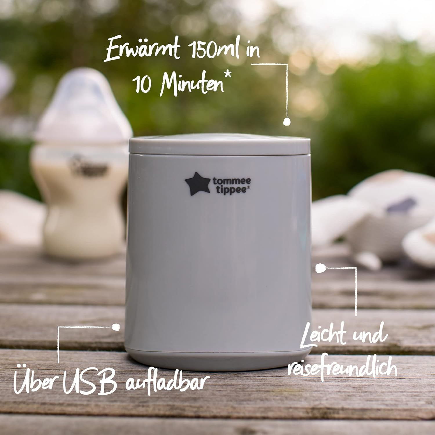 Chauffe-biberon portable. Boîtier blanc, biberon. Texte : Chauffe 150ml en 10 minutes. Rechargeable par USB. Logo Tommee Tippee.