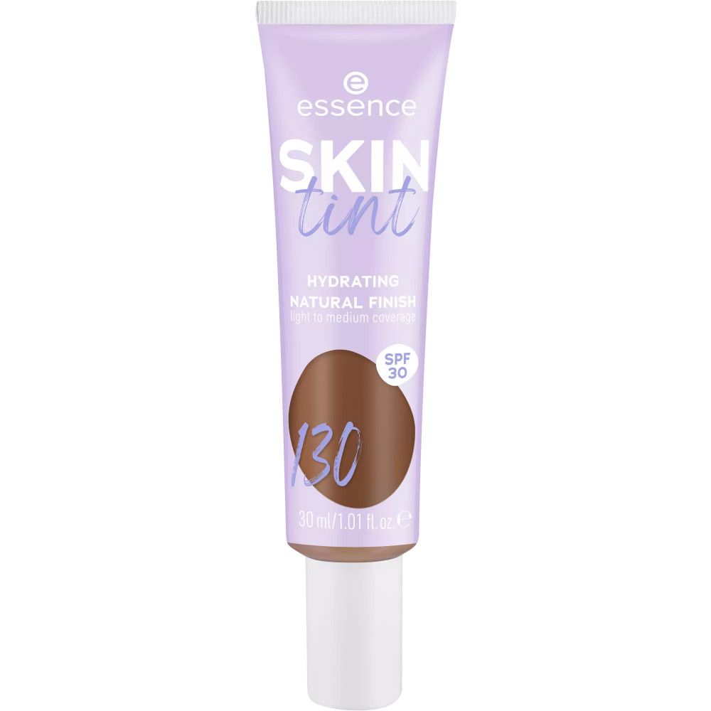 Tube de fond de teint Essence Skin Tint, teinte 130. Avec SPF 30. Hydratant, fini naturel. 30 ml.