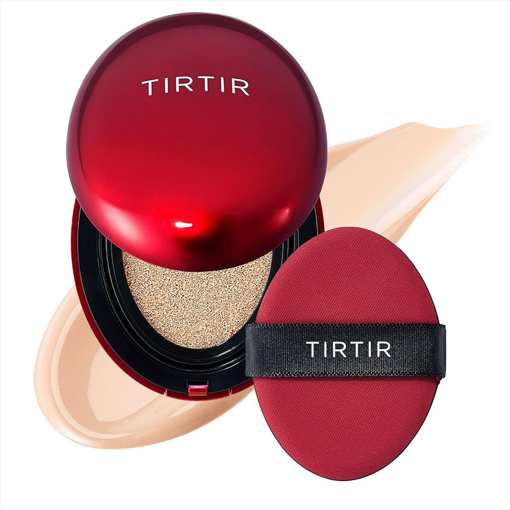 TIR TIR Mask Fit Red Mini Cushion ouvert avec applicateur et fond de teint.