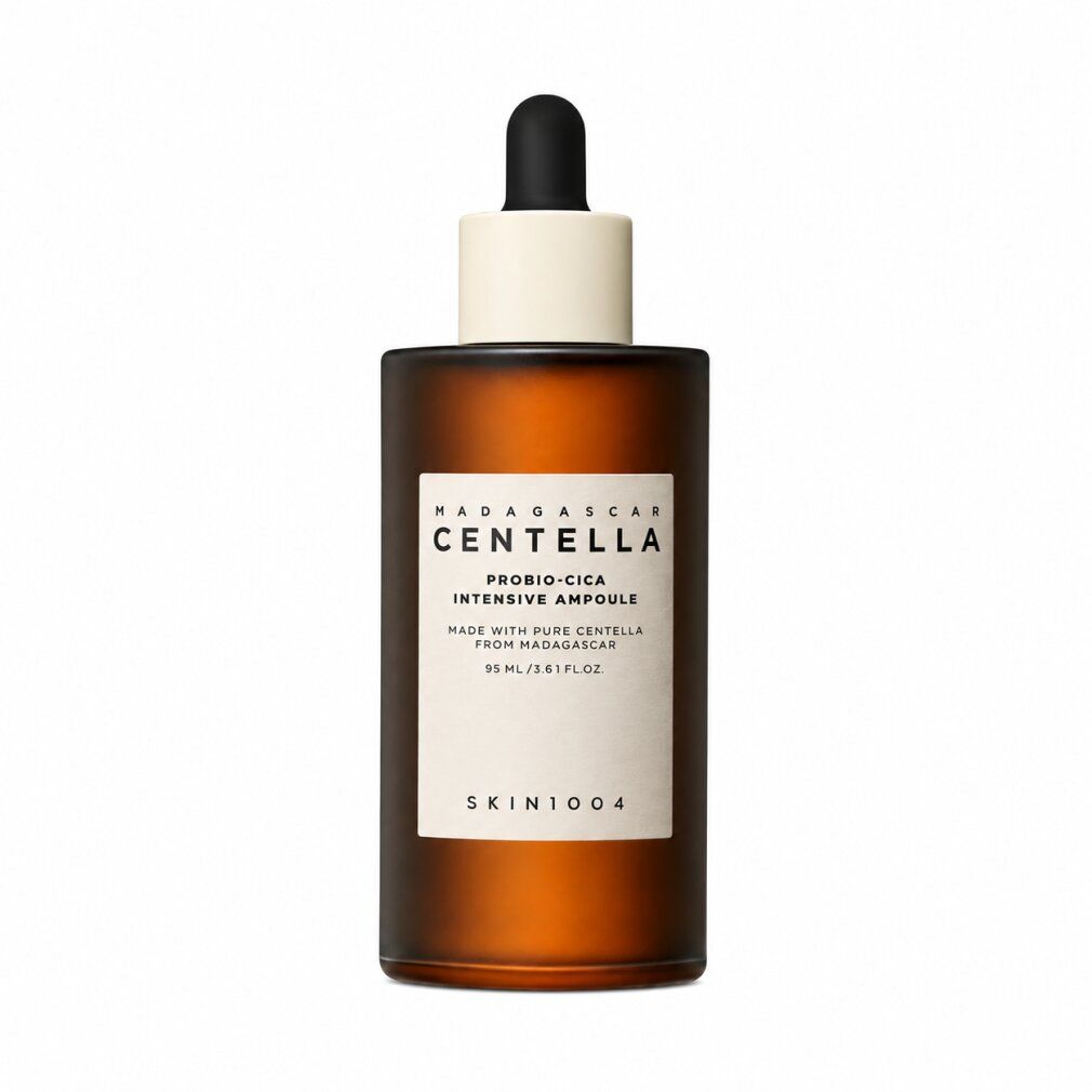 Bruine glazen fles met druppelaar en etiket: Madagascar Centella Probio-Cica Intensive Ampoule.