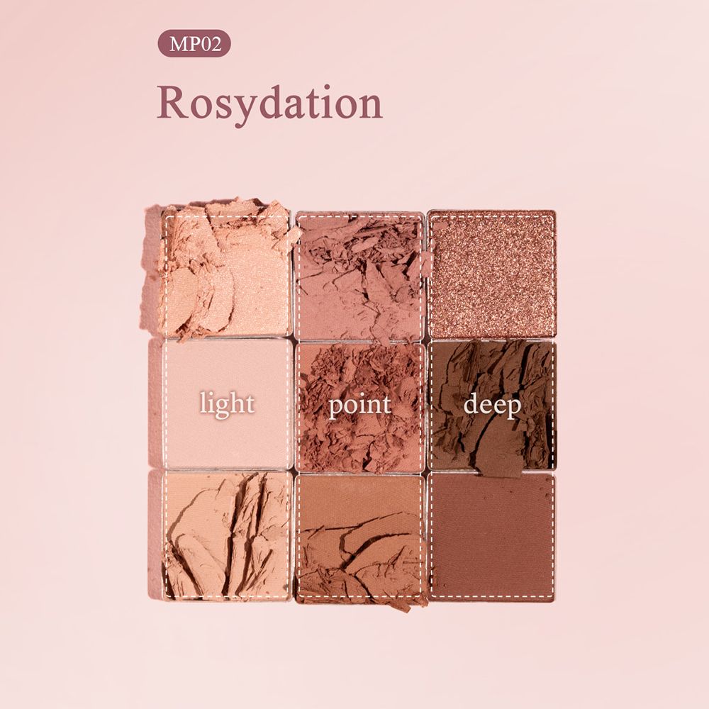 Oogschaduwpalet met negen tinten. Vierkante pannetjes. Kleurnamen: light, point, deep. Productnaam: Rosydation. Roze achtergrond.