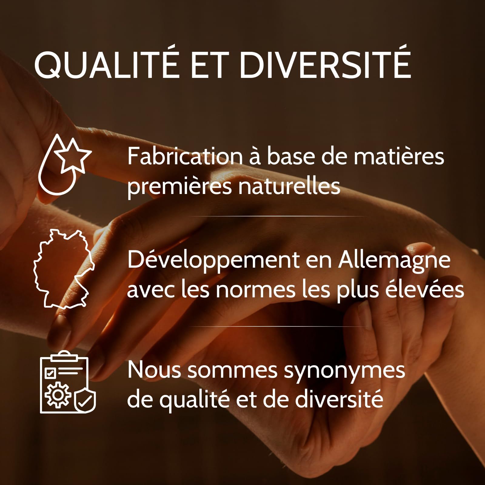 Bougie de massage Vibratissimo Vanille en boîte métallique, couvercle ouvert, gros plan.