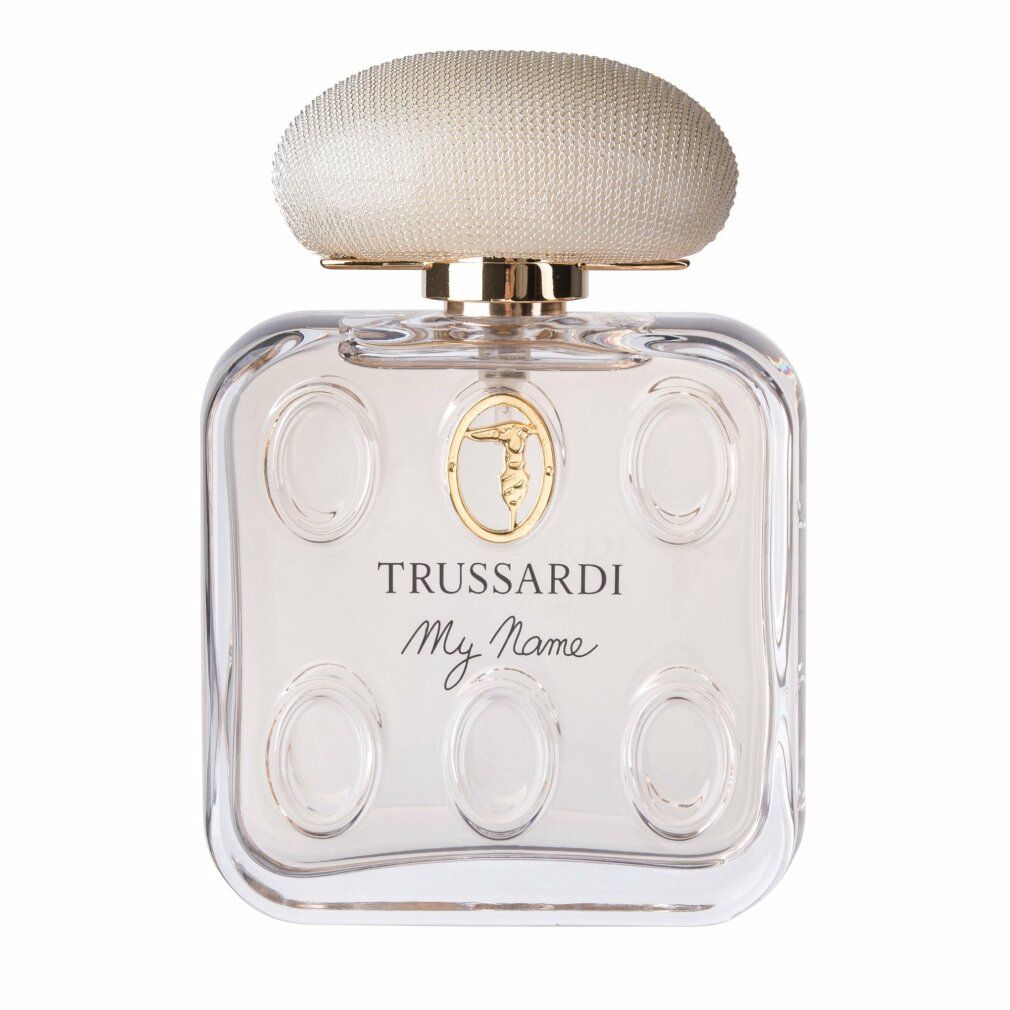Flacon carré rose avec bouchon doré. Inscription: Trussardi My Name.