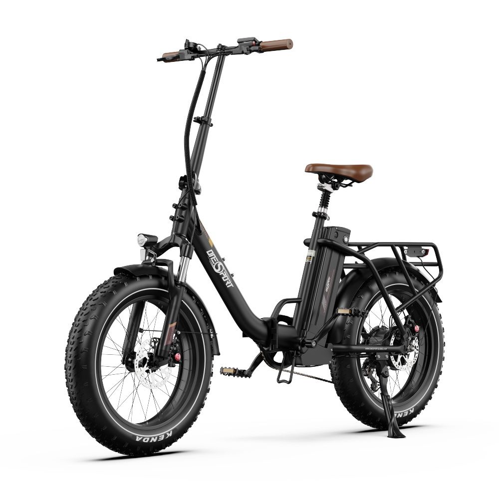 Vélo électrique pliable noir avec selle et guidon marron. Porte-bagages arrière.
