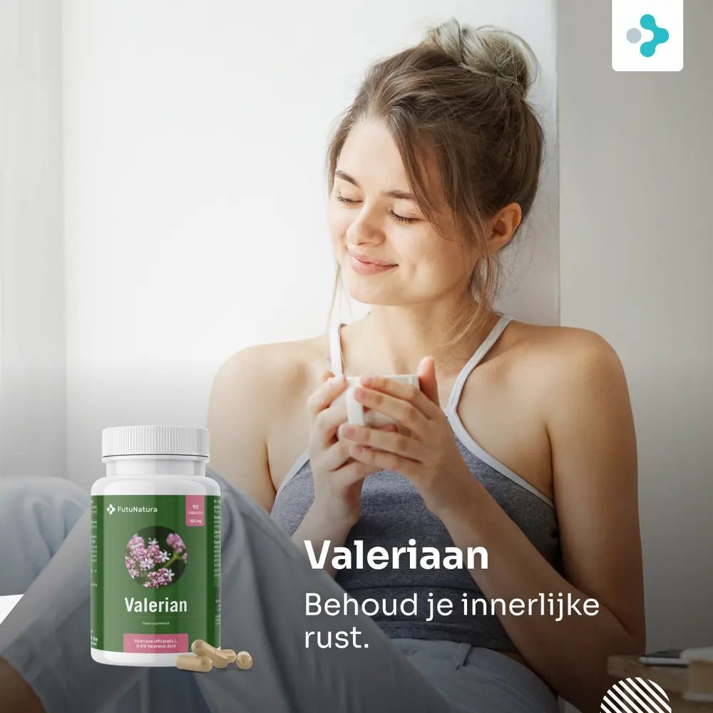Vrouw met kopje, ernaast een fles valeriaan capsules. "Behoud je innerlijke rust."