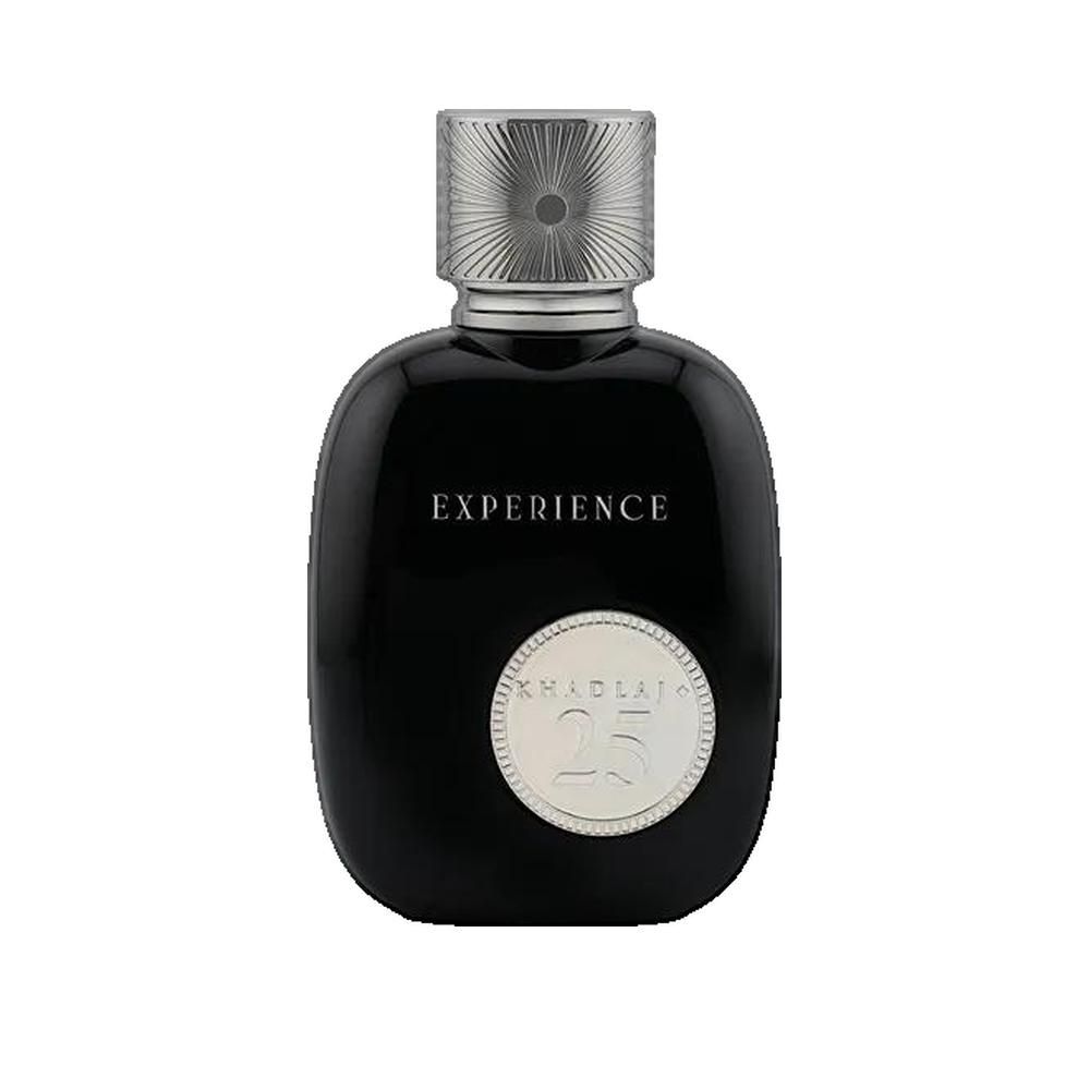 Flacon noir avec bouchon argenté. Inscription "EXPERIENCE" et écusson rond avec "25".