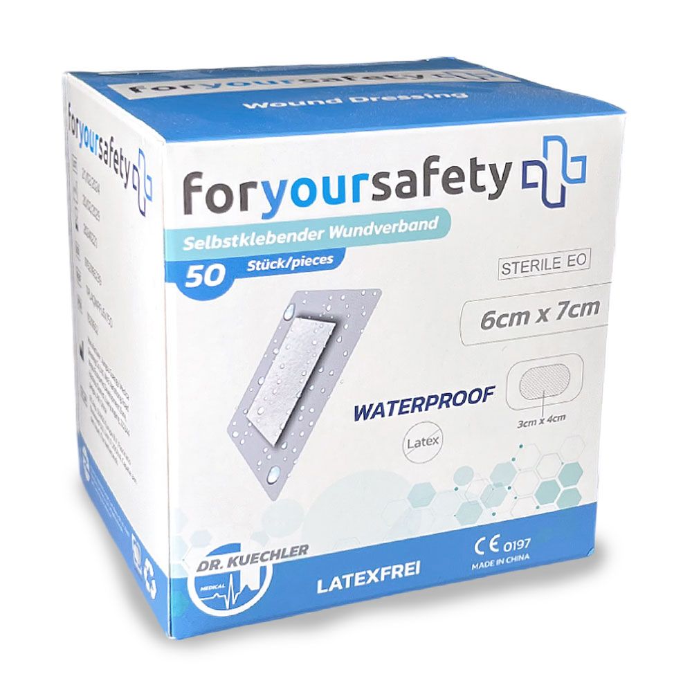 Verpakking met 50 steriele, waterdichte pleisters, 6x7cm. Merk: foryoursafety. Latexvrij.