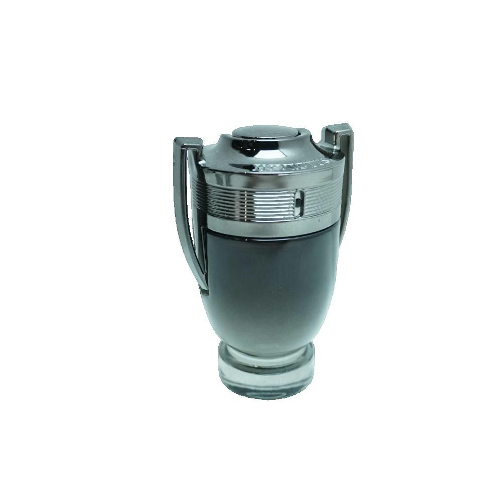 Donkergrijze flacon in trofeevorm met zilverkleurige elementen. De dop is rond en zilverkleurig.