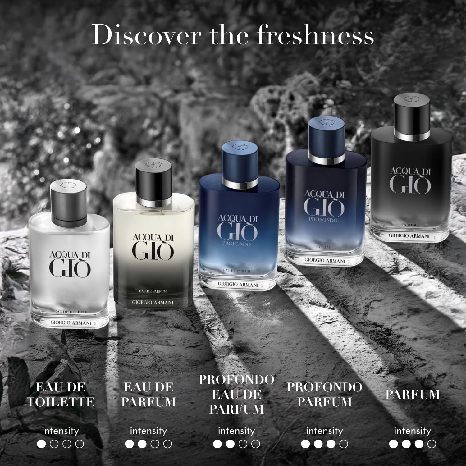 Vijf Giorgio Armani Acqua di Giò parfumflessen in verschillende uitvoeringen.