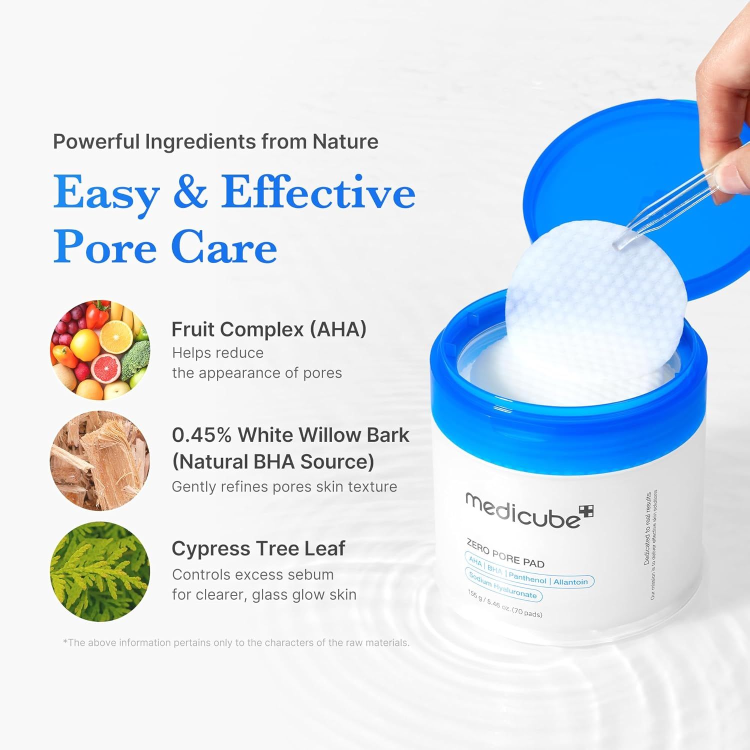 Contenant avec pads, couvercle bleu ouvert. Inscriptions: medicube, ZERO PORE PAD. Illustrations d'ingrédients et texte.