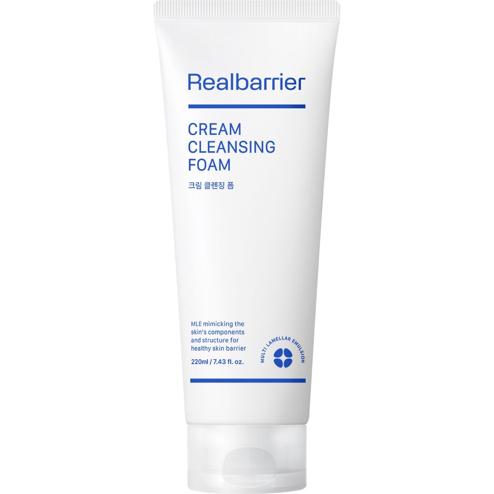 Witte tube met blauwe tekst "Realbarrier CREAM CLEANSING FOAM". Bevat Koreaanse karakters en informatie over ingrediënten.