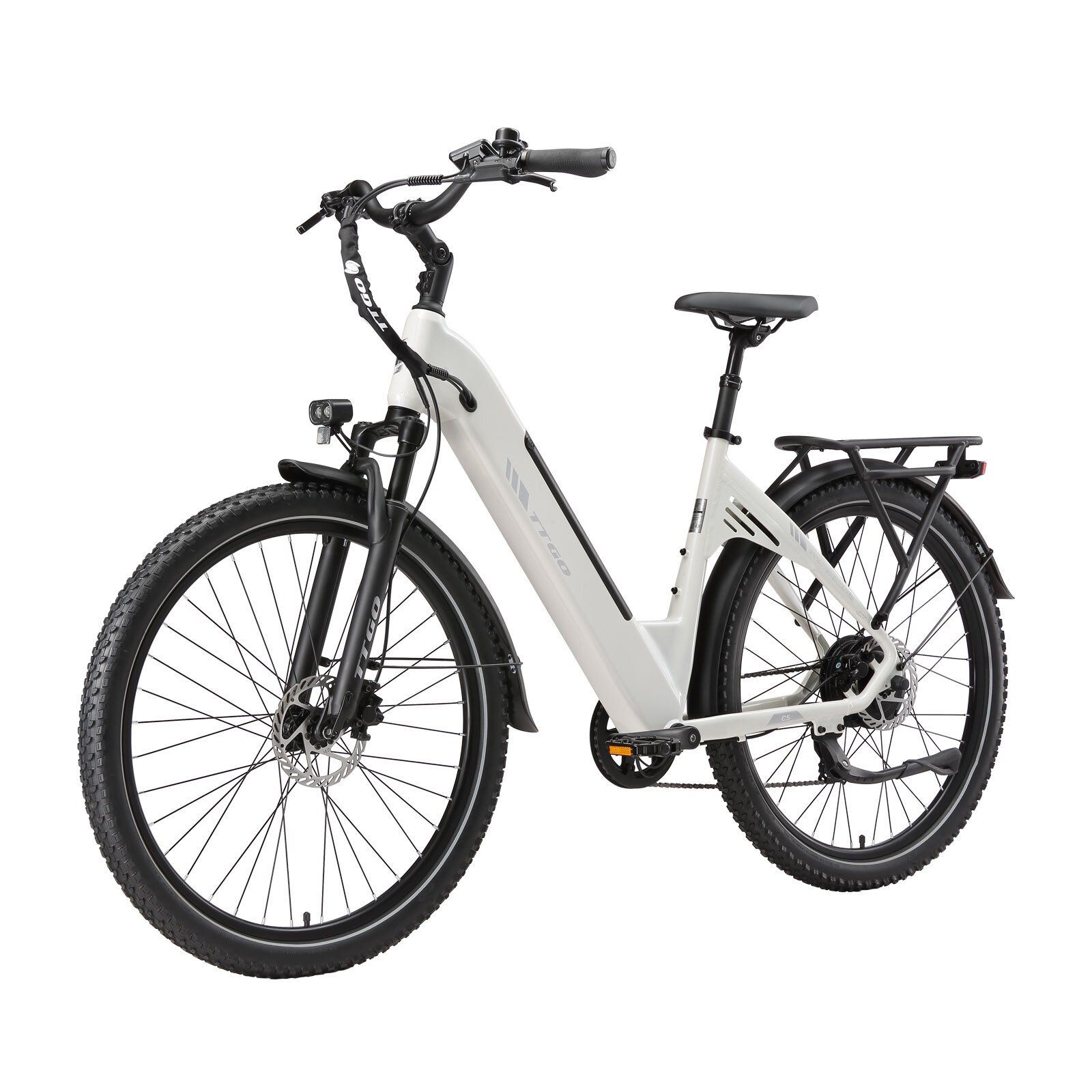 Vélo électrique blanc avec pneus et détails noirs. Porte-bagages, garde-boue et phare visibles.