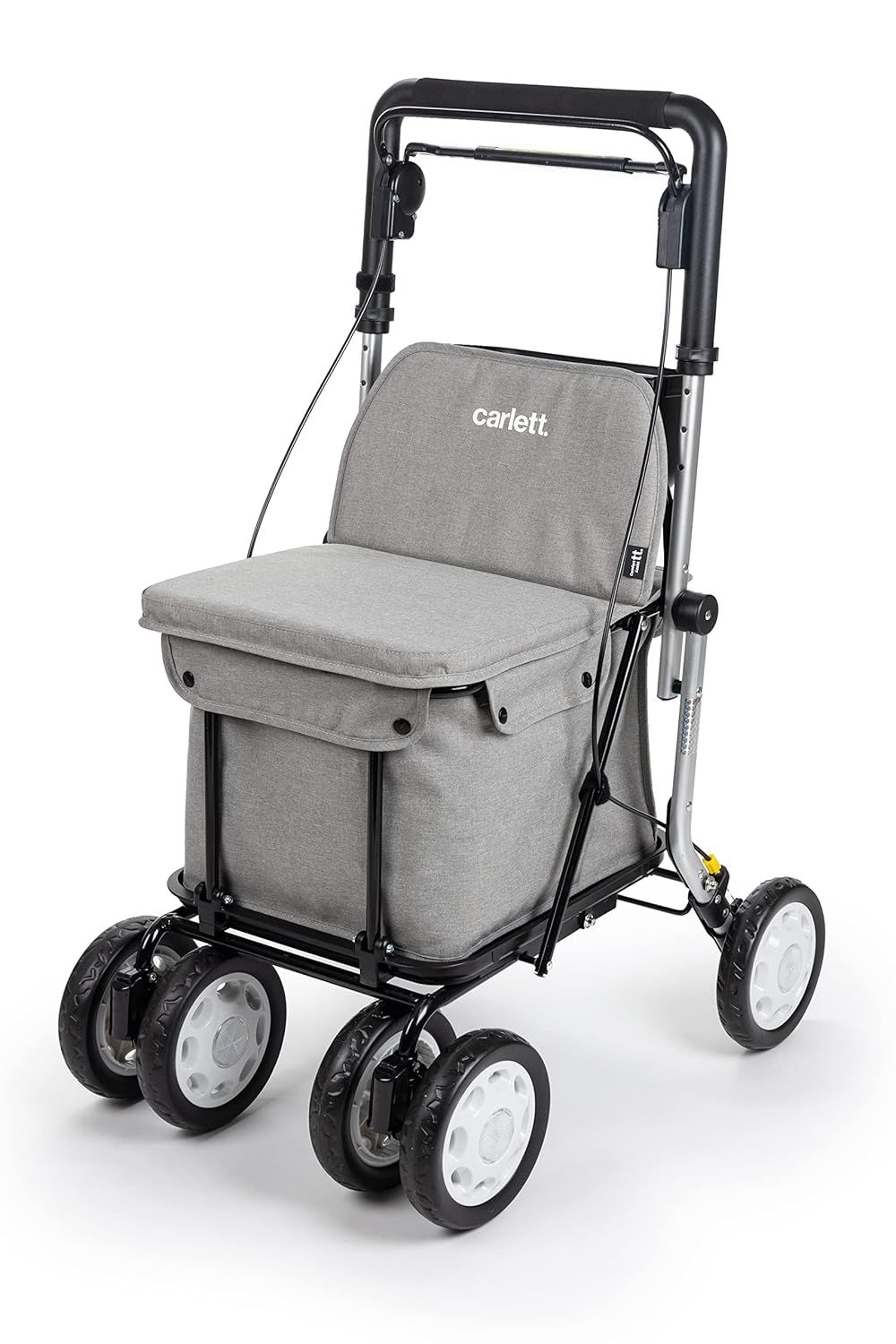 Vooraanzicht van een grijze rollator met zitje, boodschappentas, vier wielen en handvat.