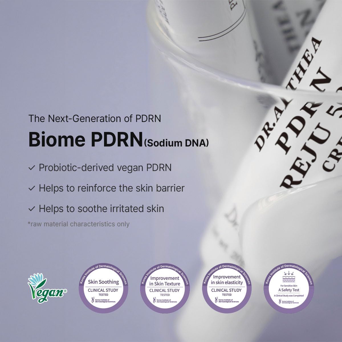Gros plan sur des tubes de crème. Inscription: Dr. Althea PDRN Reju 5000 Creme. Logos: Vegan, apaisant.