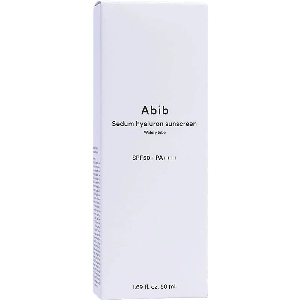 Verpakking van Abib Sedum Hyaluron zonnebrandcrème. Witte doos met zwarte opdruk, SPF 50+ PA++++.
