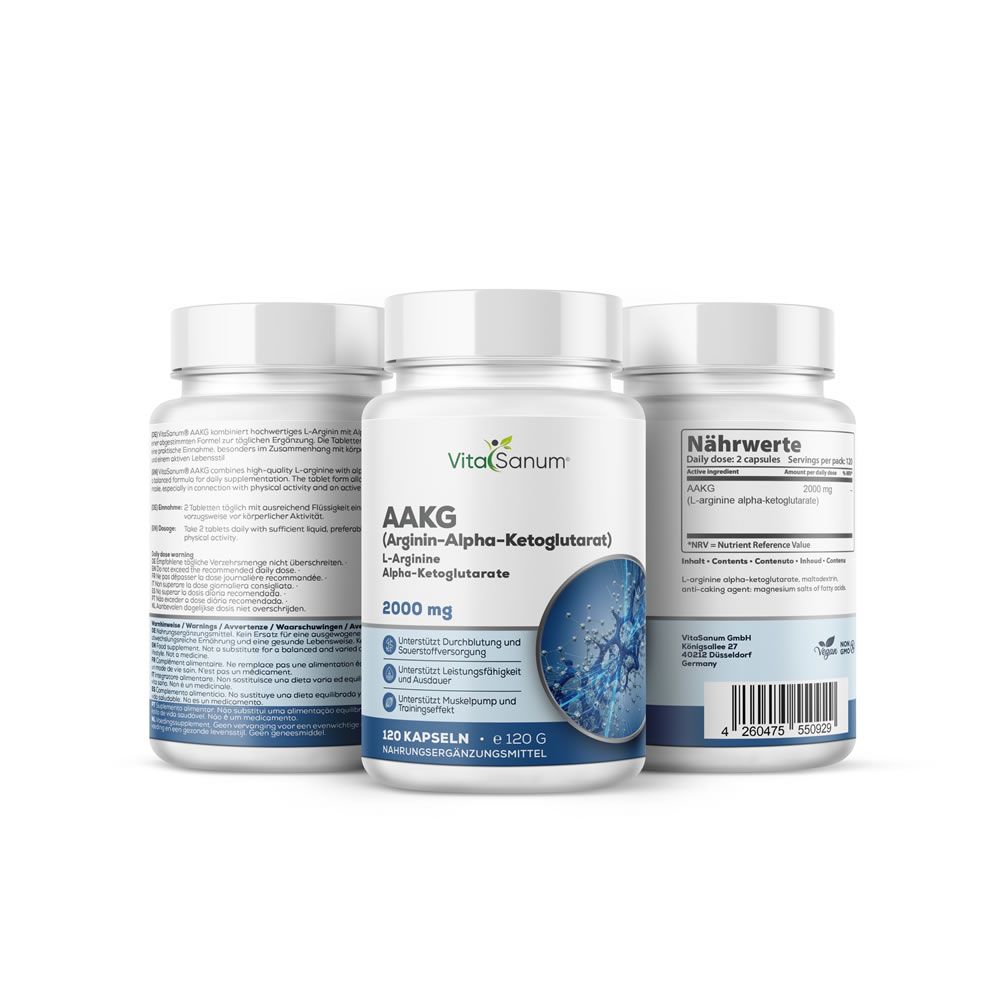 Drie VitaSanum AAKG capsuleflessen. Voorste fles toont 120 capsules, 2000 mg L-Arginine-Alpha-Ketoglutaraat.