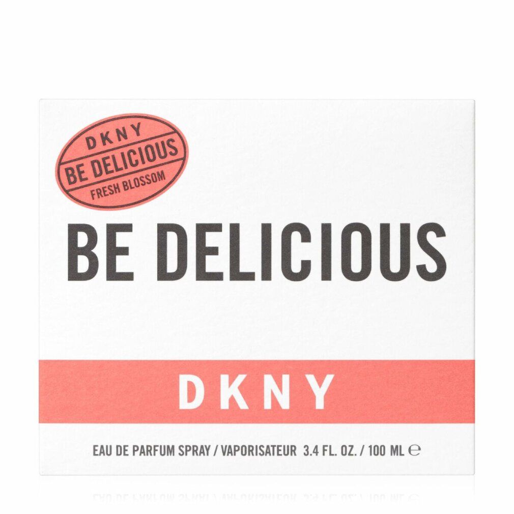 Witte verpakking met opschrift: DKNY Be Delicious Fresh Blossom. Rode streep en logo.