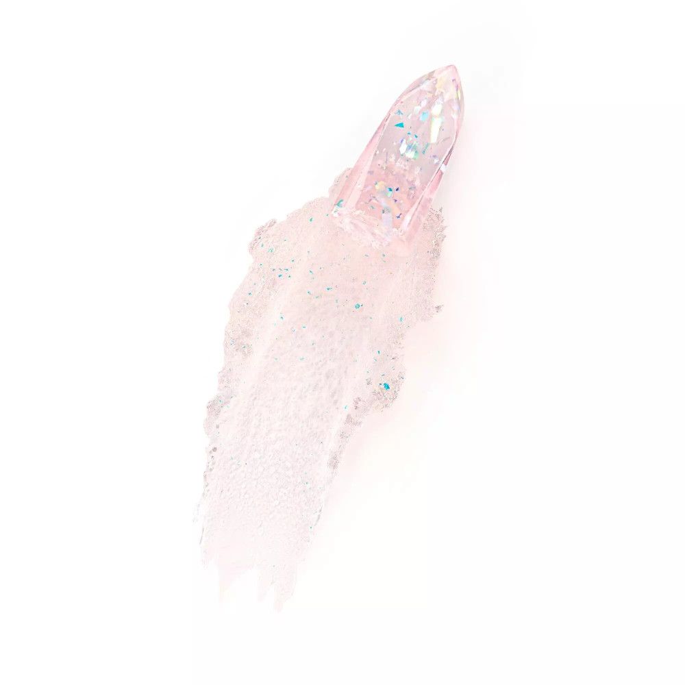 Veeg van de kleurveranderende lippenstift. Roze tint met glinsterende deeltjes. Transparante lippenstiftkop.