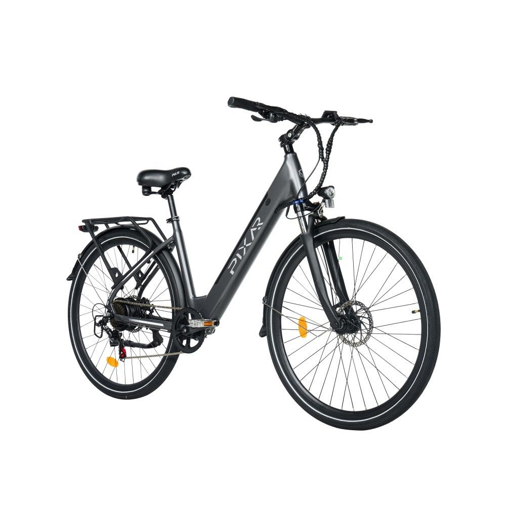 Vélo électrique gris avec porte-bagages et garde-boue noirs. Le vélo porte l'inscription PIXAR sur le cadre.
